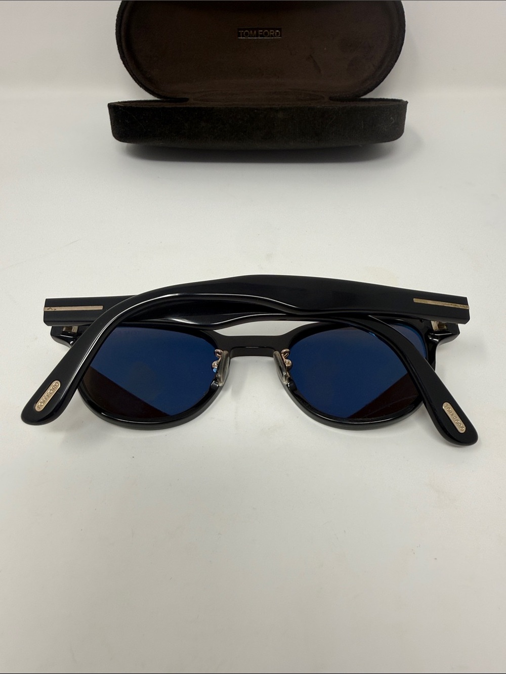 Tom Ford Men's Black Sunglasses with Gold Accents - Picture 3 of 8